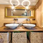 샬레 Charming Little For 6 People & Free Lockers *