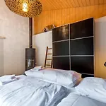 Charming Little For 6 People & Free Lockers