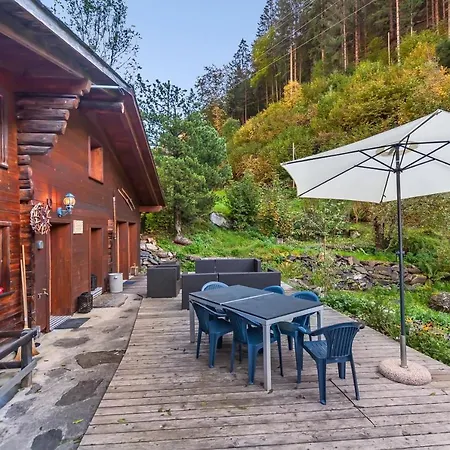 Alpehytte Charming Little For 6 People & Free Lockers *