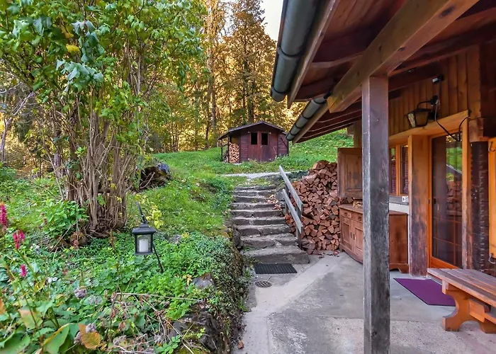 Chalet Charming Little For 6 People & Free Lockers Grindelwald