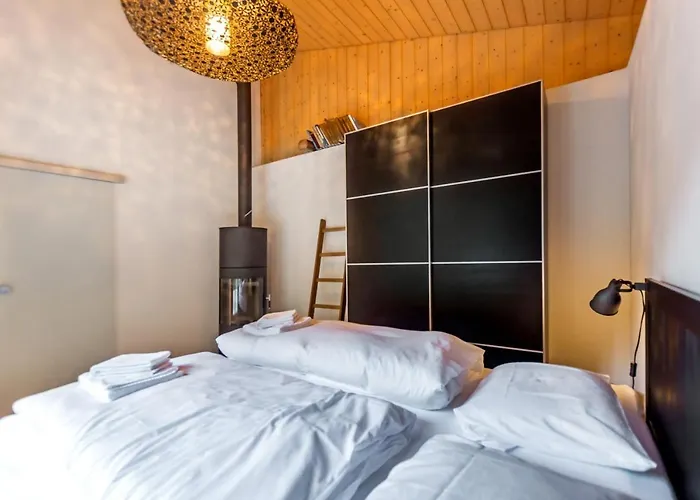 Charming Little For 6 People & Free Lockers